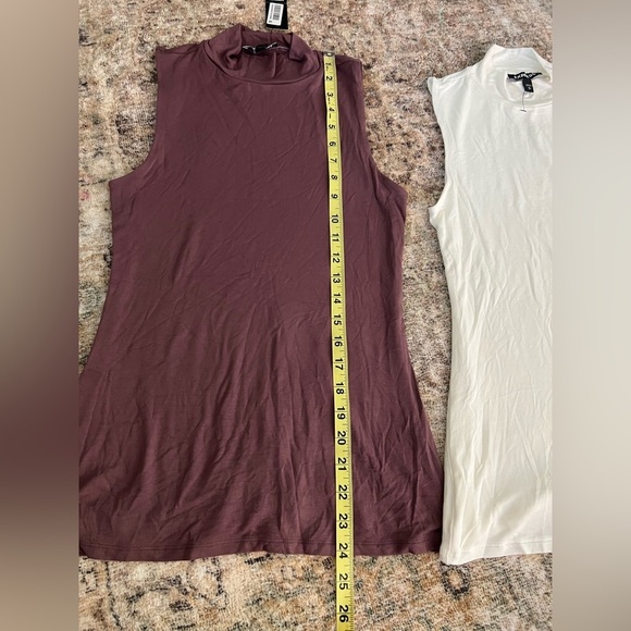 Express Womens Tank Top Small/P Plum Cream Mock Neck Stretch Relax Fit Casual - Picture 6 of 16